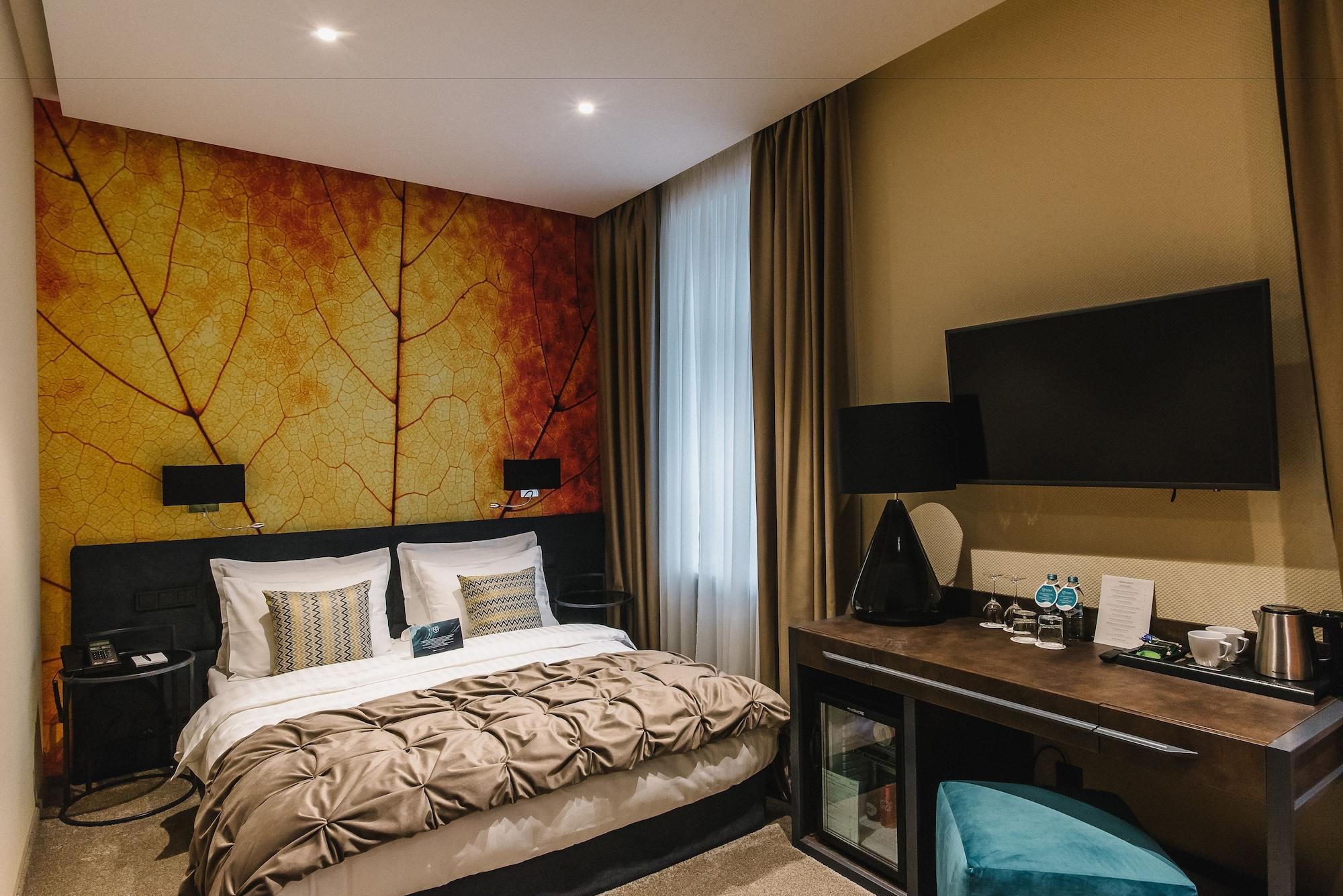 לוצק Noble Boutique Hotel מראה חיצוני תמונה
