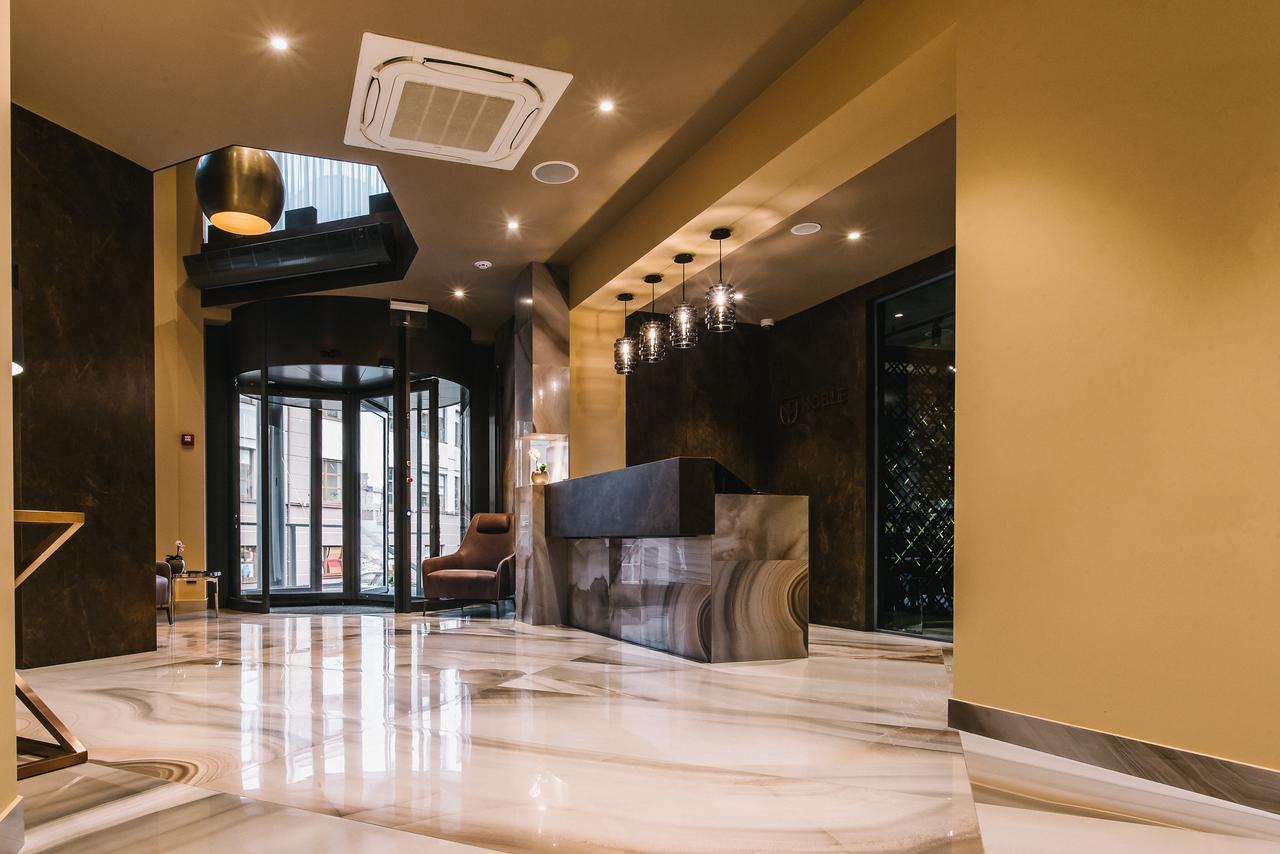 לוצק Noble Boutique Hotel מראה חיצוני תמונה